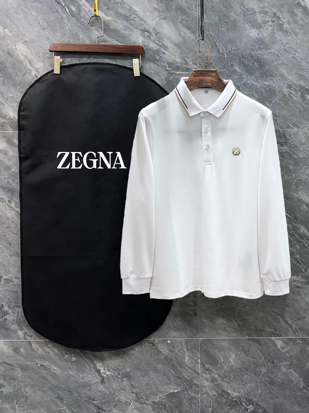 Zegna 24SS Classic Polo 。 T . . ! Piquet , “ ”。 . , , logo ， ， ， ， ， ， 。 Black/White/ Size：M~3XL